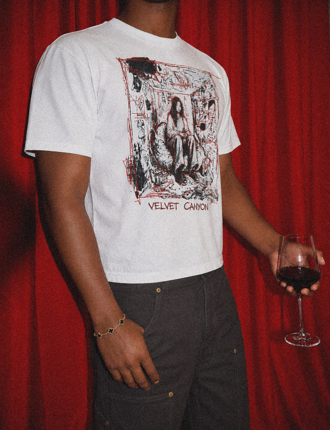 FADED ROMANCE TEE